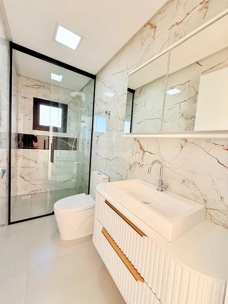 EXCELENTE CASA COM PISCINA: 9ª foto da galeria de imagens do imóvel