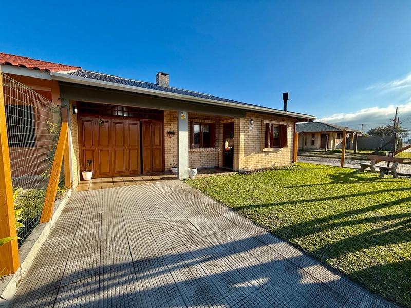 CASA DE PRAIA EM XANGRI-LÁ: 2ª foto da galeria de imagens do imóvel