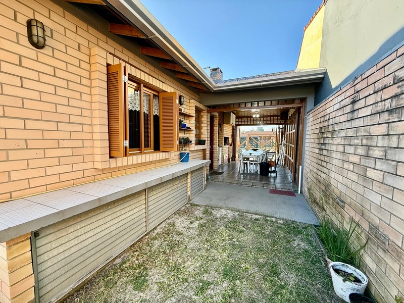 CASA DE PRAIA EM XANGRI-LÁ: 9ª foto da galeria de imagens do imóvel