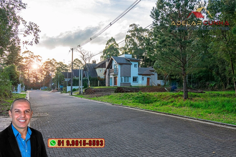 Casa à Venda em Gramado - RS com 3 Suítes sendo 1 Suíte máster.: 9ª foto da galeria de imagens do imóvel