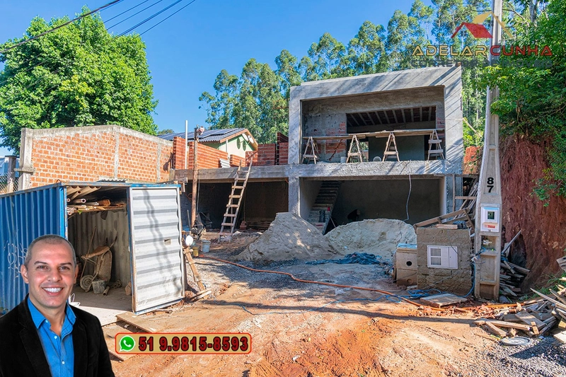 Sobrado com 3 dormitórios sendo 1 suíte à VENDA em Sapiranga: 1ª foto da galeria de imagens do imóvel