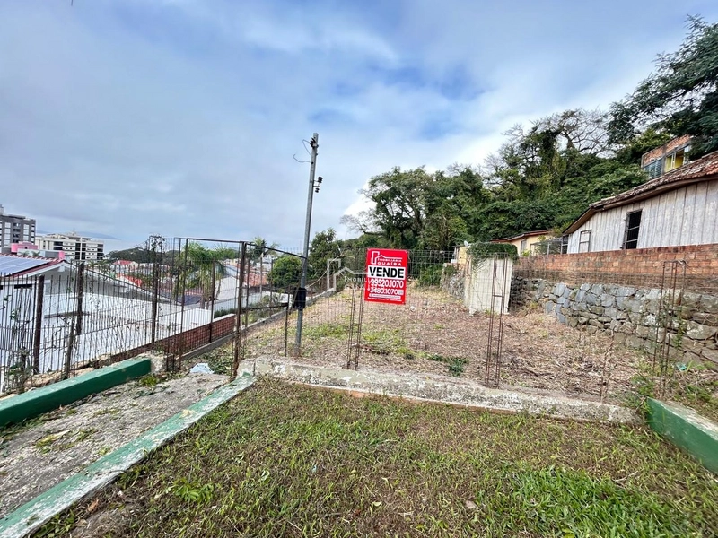 Terreno em área nobre: 8ª foto da galeria de imagens do imóvel