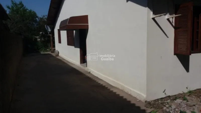 Casa em bairro arborizado: 2ª foto da galeria de imagens do imóvel