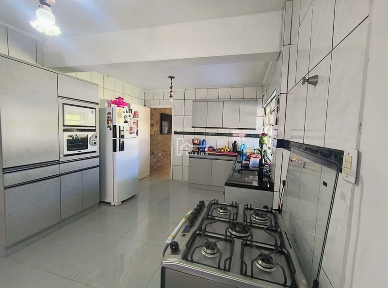 casa com amplo espaço para sua familia: 27ª foto da galeria de imagens do imóvel