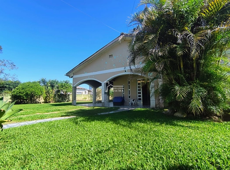 casa com amplo espaço para sua familia: 6ª foto da galeria de imagens do imóvel
