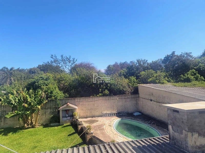 casa com amplo espaço para sua familia: 13ª foto da galeria de imagens do imóvel