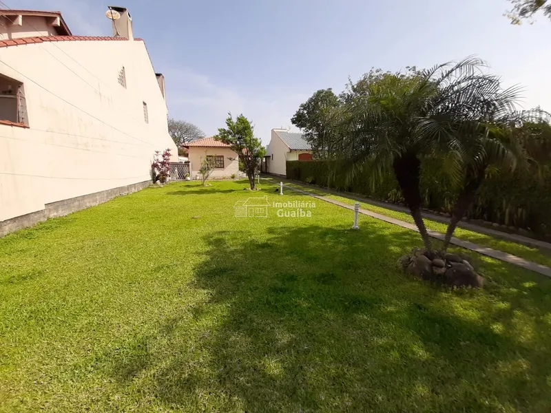 BELA CASA COM PISCINA!: 3ª foto da galeria de imagens do imóvel