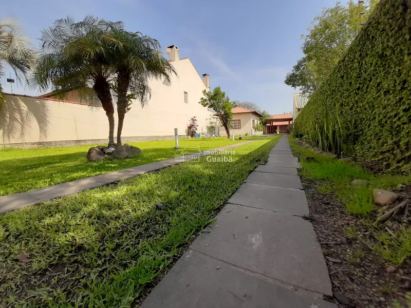 BELA CASA COM PISCINA!: 6ª foto da galeria de imagens do imóvel