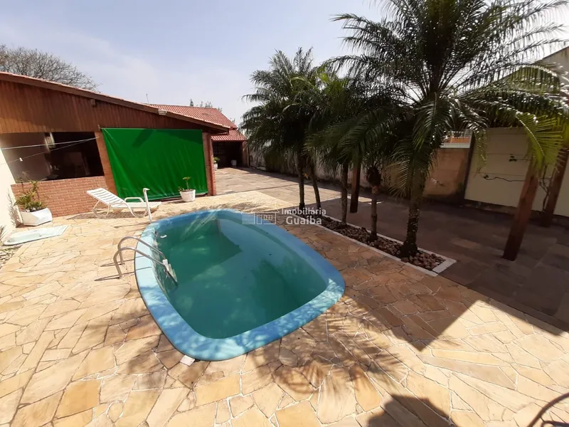 BELA CASA COM PISCINA!: 7ª foto da galeria de imagens do imóvel