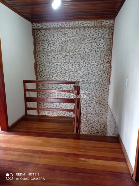 Casa 2 pisos em ótimo estado, peças amplas, garagem para 2 carros.: 6ª foto da galeria de imagens do imóvel