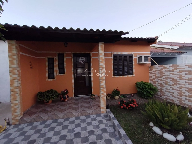 VOCÊ PROCURA CASA COM PATIO INDIVIDUAL? AQUI ESTÁ!