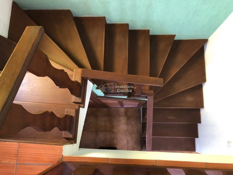 Linda casa com 2 pavimentos, bem localizada em Zona nobre da cidade!: 4ª foto da galeria de imagens do imóvel