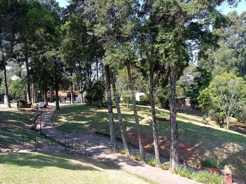 Maravilhosa casa com 387m²,lindo projeto arquitetônico!: 23ª foto da galeria de imagens do imóvel