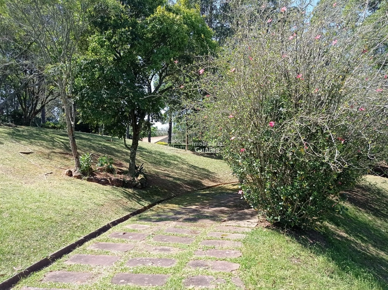 Maravilhosa casa com 387m²,lindo projeto arquitetônico!: 37ª foto da galeria de imagens do imóvel