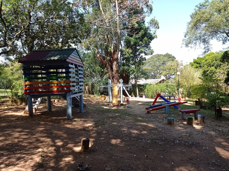 Maravilhosa casa com 387m²,lindo projeto arquitetônico!: 48ª foto da galeria de imagens do imóvel