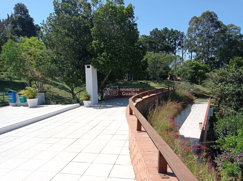 Maravilhosa casa com 387m²,lindo projeto arquitetônico!: 31ª foto da galeria de imagens do imóvel