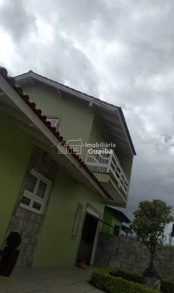 CASA COM PISCINA: 16ª foto da galeria de imagens do imóvel