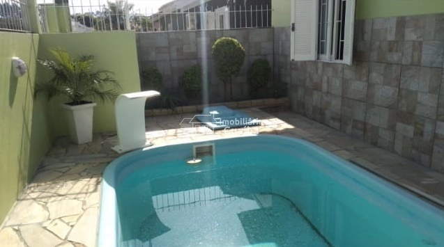 CASA COM PISCINA: 12ª foto da galeria de imagens do imóvel