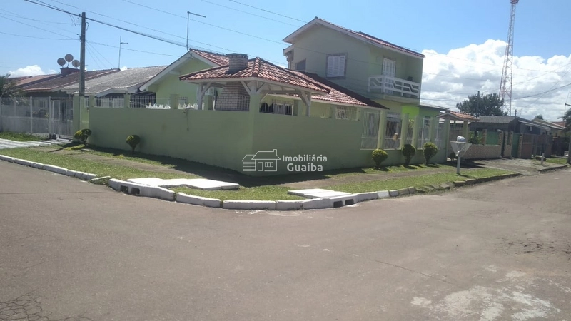CASA COM PISCINA: 2ª foto da galeria de imagens do imóvel