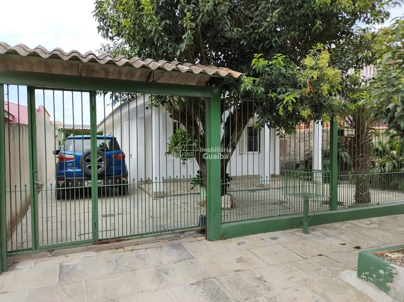 Casa em rua tranquila do bairro!