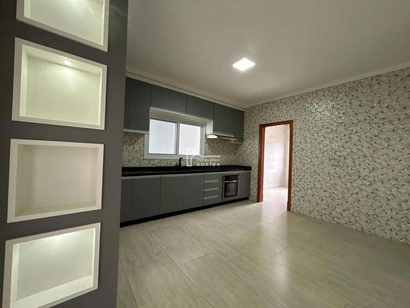 Linda casa próxima ao Centro: 4ª foto da galeria de imagens do imóvel