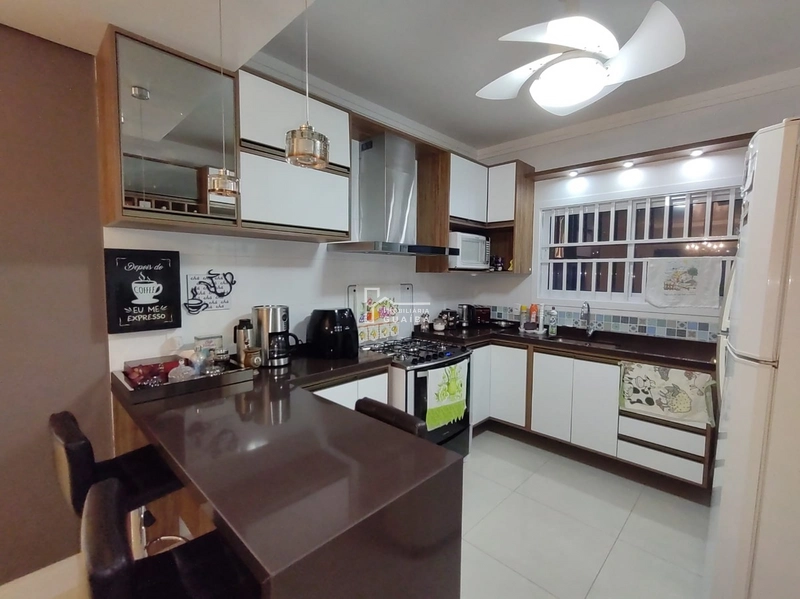 LINDA CASA NO JARDIM DOS LAGOS!!!: 6ª foto da galeria de imagens do imóvel