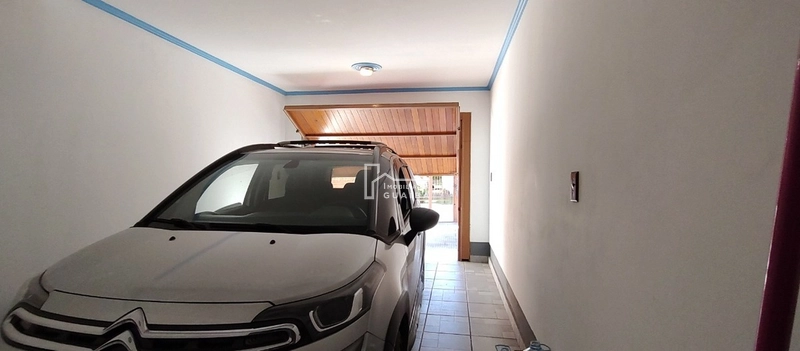 Bela casa com piscina!: 13ª foto da galeria de imagens do imóvel