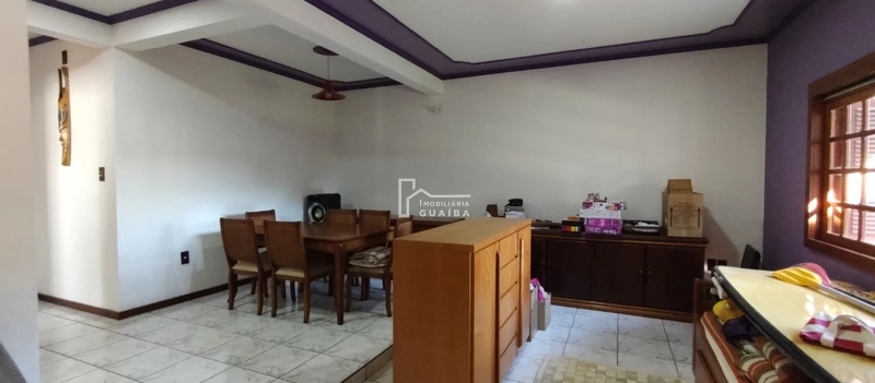 Bela casa com piscina!: 7ª foto da galeria de imagens do imóvel