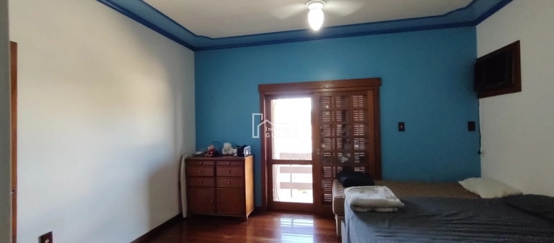 Bela casa com piscina!: 9ª foto da galeria de imagens do imóvel