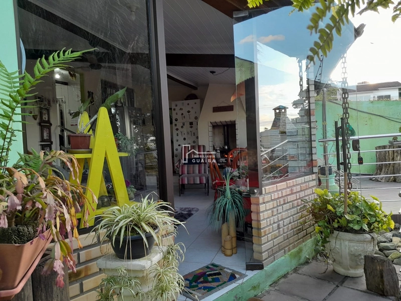 Casa com vista privilegiada e energia solar: 24ª foto da galeria de imagens do imóvel