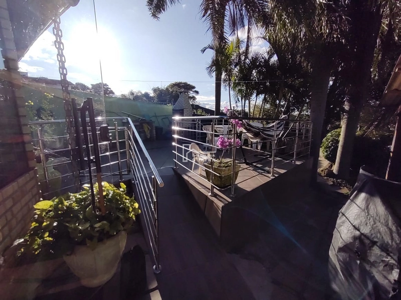 Casa com vista privilegiada e energia solar: 10ª foto da galeria de imagens do imóvel