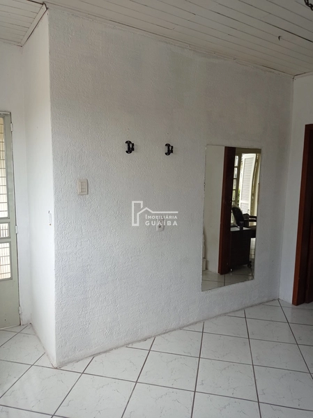 Casa de equina com peças amplas, ótima localização!: 24ª foto da galeria de imagens do imóvel