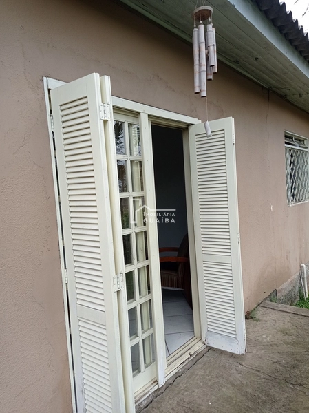 Casa de equina com peças amplas, ótima localização!: 8ª foto da galeria de imagens do imóvel