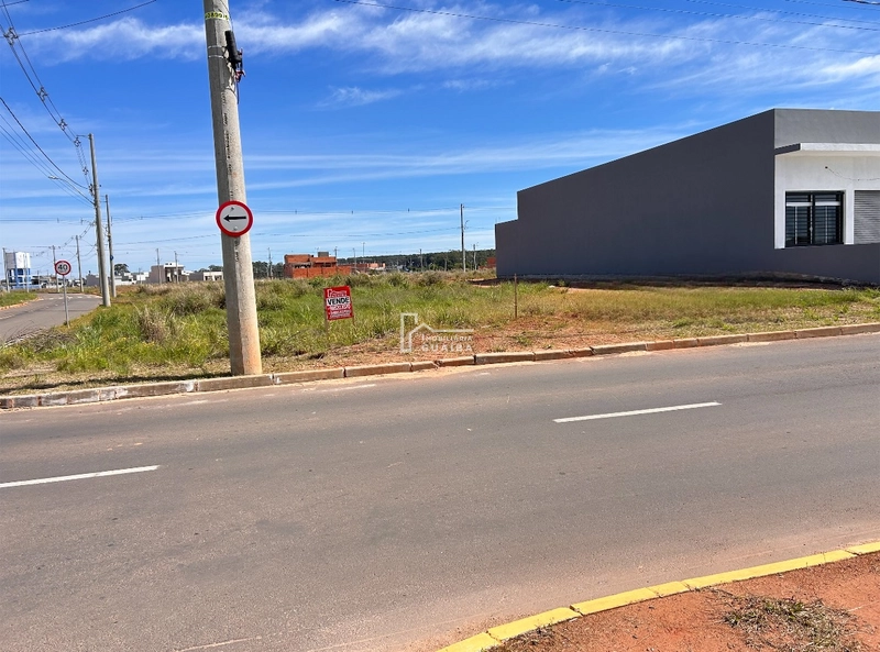 ÓTIMO TERRENO DE ESQUINA!!!: 2ª foto da galeria de imagens do imóvel