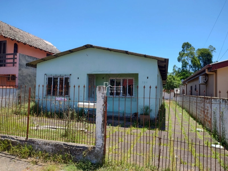 Casa no centro: 1ª foto da galeria de imagens do imóvel