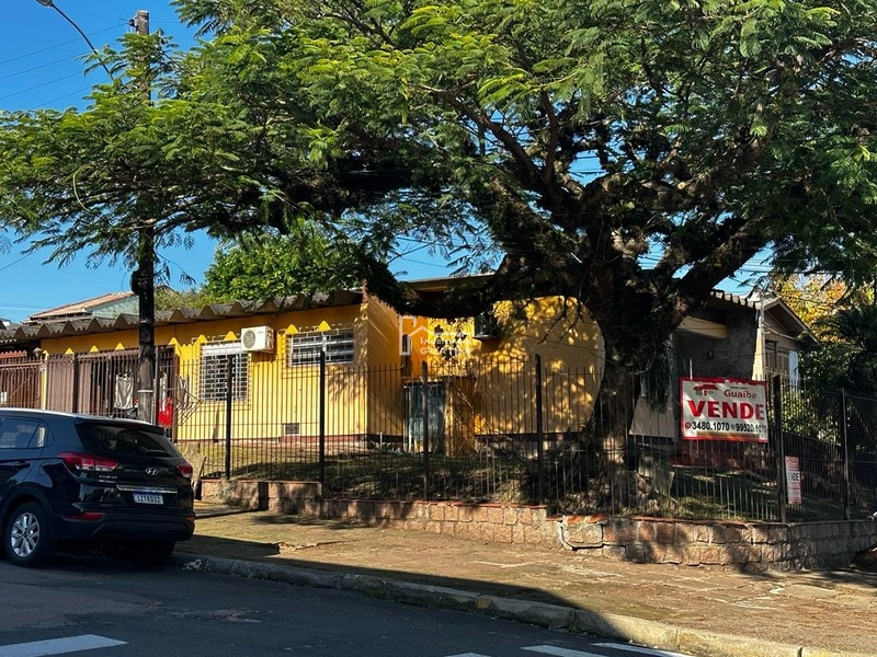 Imóvel no Centro de Guaíba!