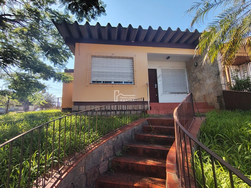 Imóvel no Centro de Guaíba!