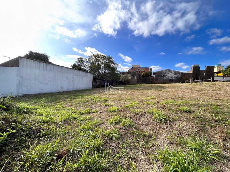 Terreno na parte alta do bairro!: 2ª foto da galeria de imagens do imóvel