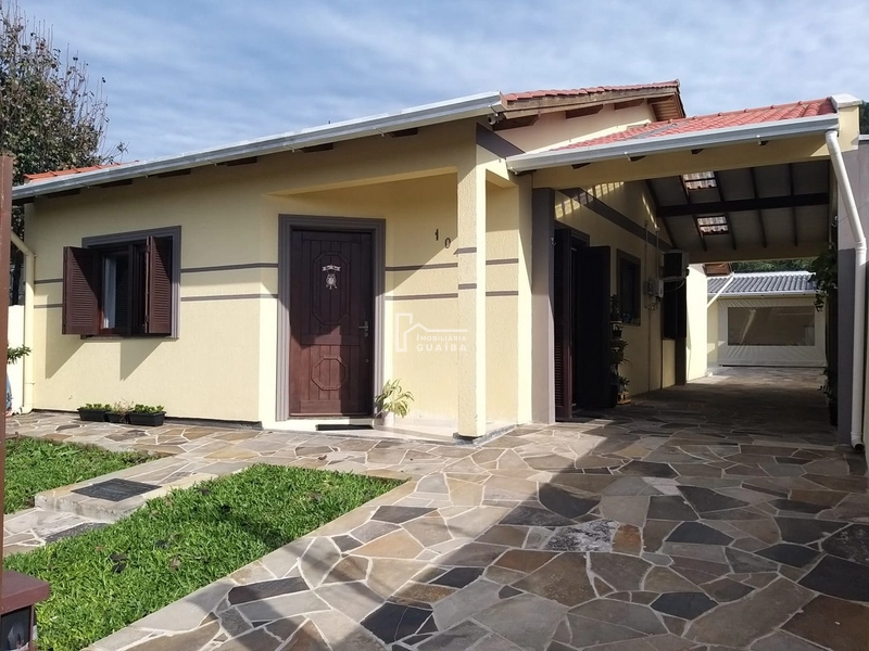 Casa com 3 quartos e energia solar!