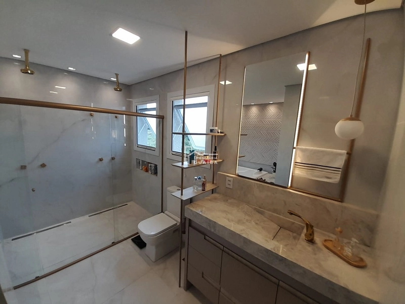 Bela casa em condomínio alto padrão: 17ª foto da galeria de imagens do imóvel