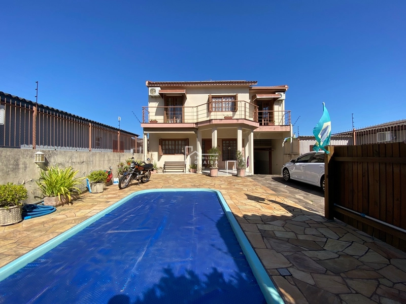 Casa pronta para entrar e morar! Vista para o Guaíba!