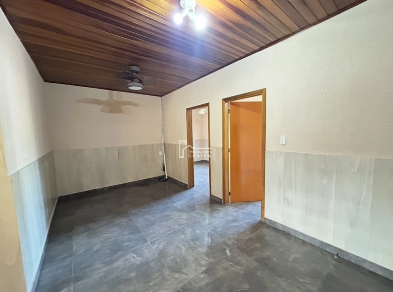 Ótima casa com piscina!: 3ª foto da galeria de imagens do imóvel