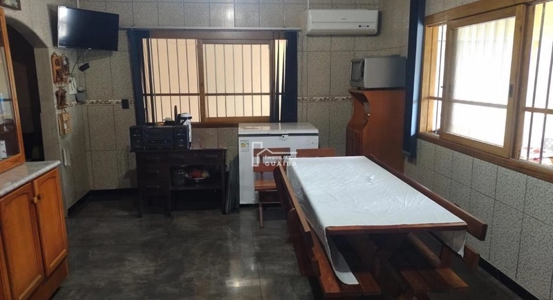 Ótima casa com piscina!: 3ª foto da galeria de imagens do imóvel