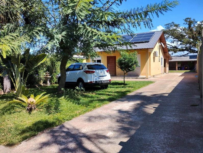 Amplo quintal!: 2ª foto da galeria de imagens do imóvel