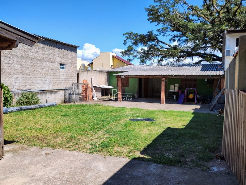 Amplo quintal!: 4ª foto da galeria de imagens do imóvel