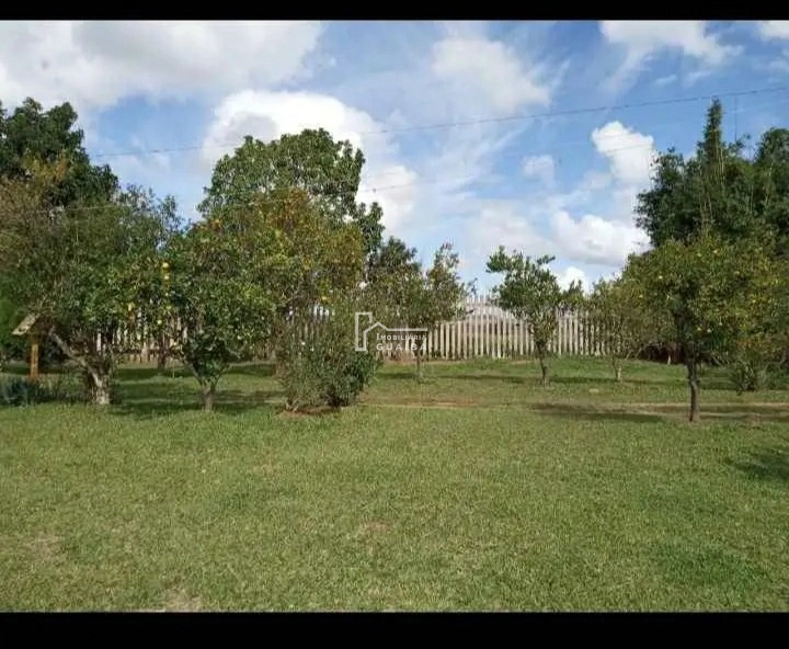 Chácara na cidade! 1.500m²: 3ª foto da galeria de imagens do imóvel