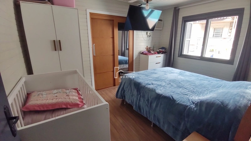 Casa de 3 dormitórios com piscina: 11ª foto da galeria de imagens do imóvel