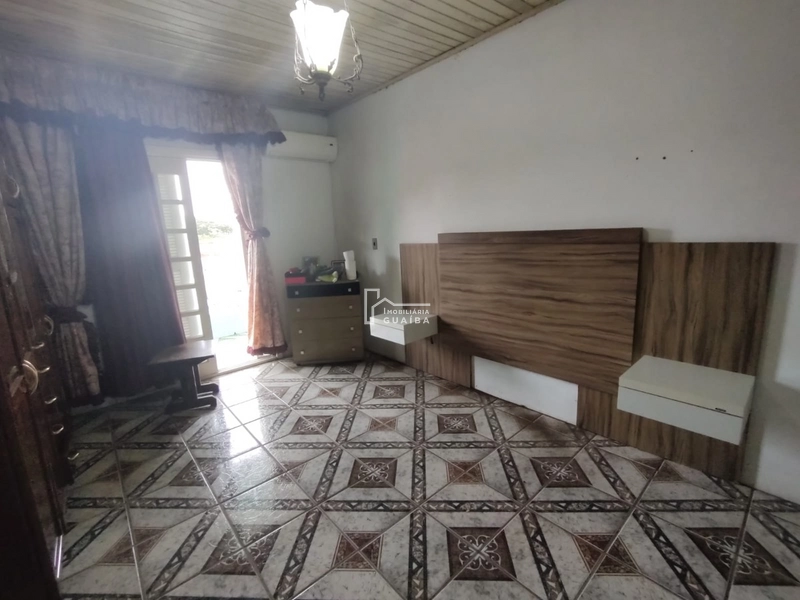 casa no centro: 12ª foto da galeria de imagens do imóvel