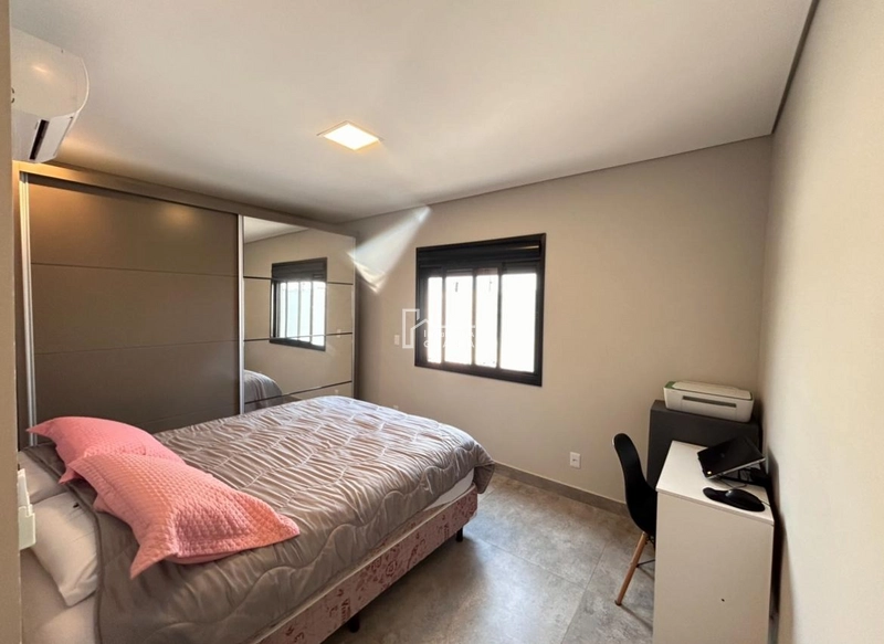 Casa moderna em ótima localização!: 4ª foto da galeria de imagens do imóvel