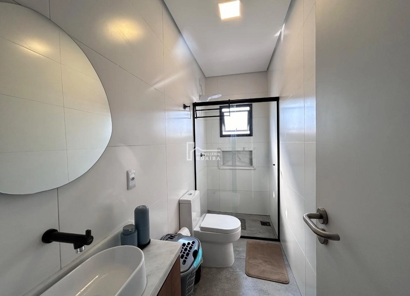 Casa moderna em ótima localização!: 6ª foto da galeria de imagens do imóvel